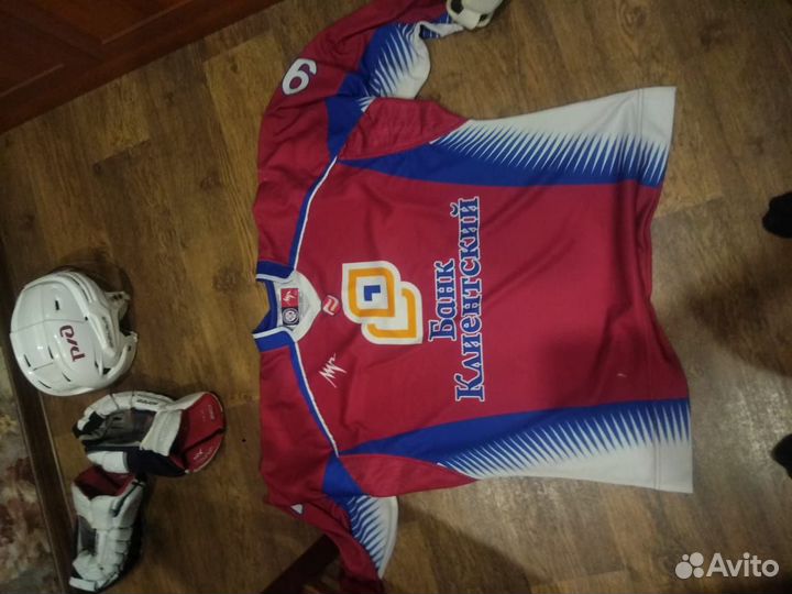 Хоккейные свитера