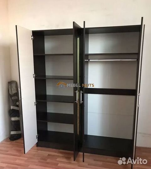 Шкаф распашной