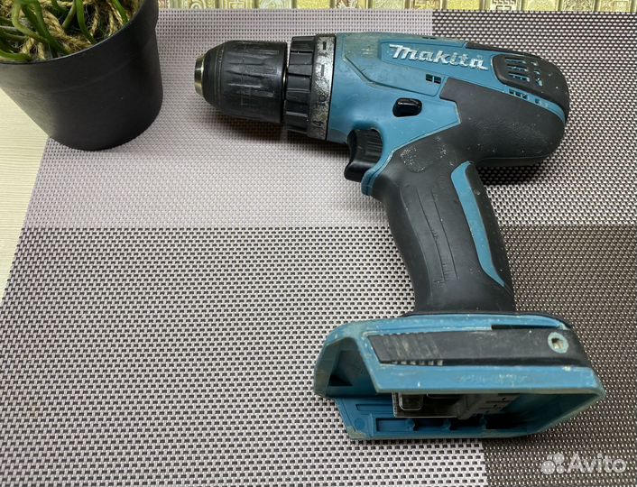 Шуруповерт Makita DF347D оригинал 14.4В