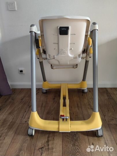 Детский стульчик для кормления