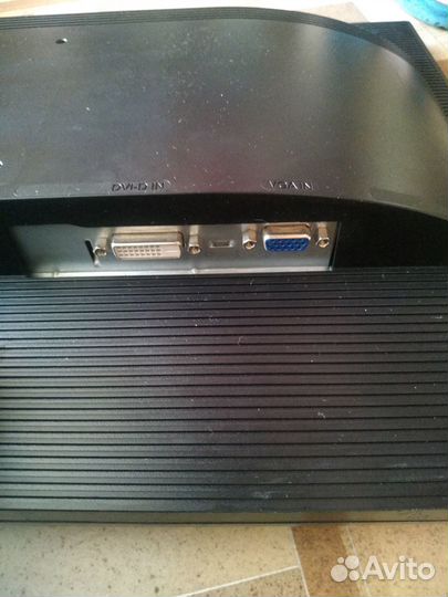 Монитор для компьютера 22