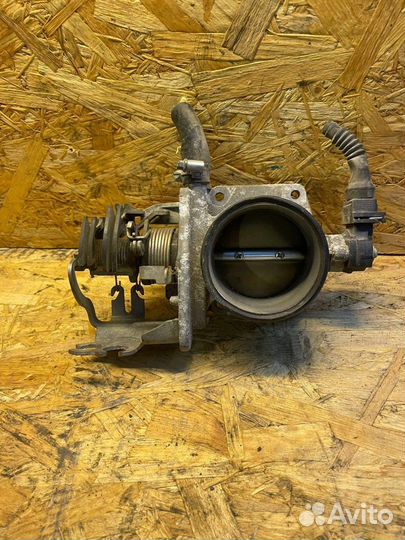 Дроссельная заслонка BMW E39 E46 M52