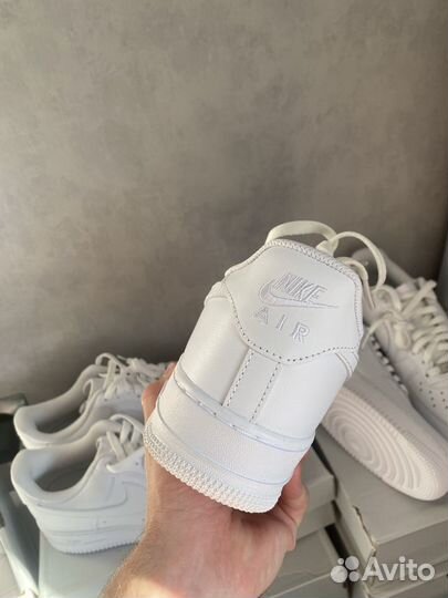 Nike Air Force 1 07 белые оригинал