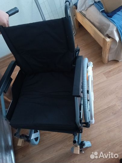 Инвалидная коляска