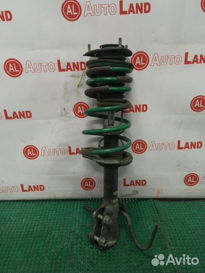 Стойка передняя правая Toyota Sienta NCP81