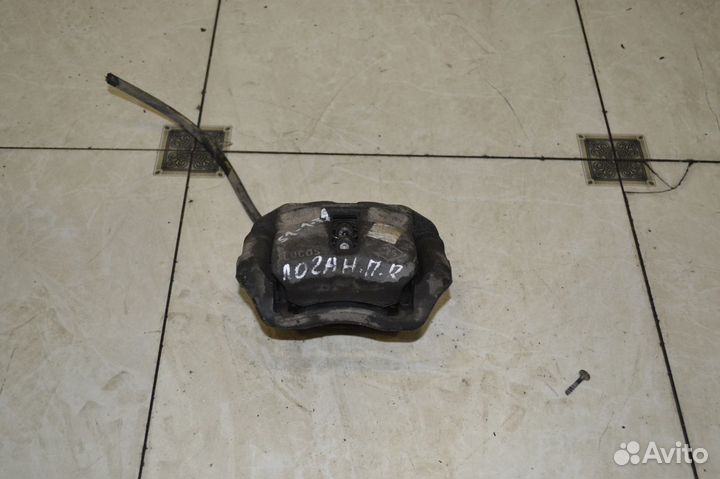 Тормозной суппорт передний правый Renault Logan