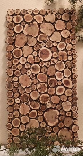 Панно из можжевельника