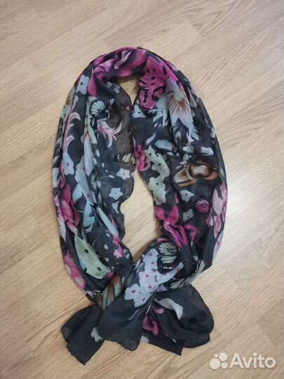 Шарфы и палантины