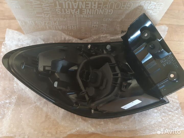 Фонарь Рено Каптур Renault kaptur