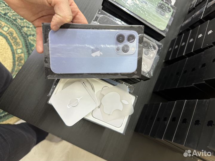 Коробки от iPhone