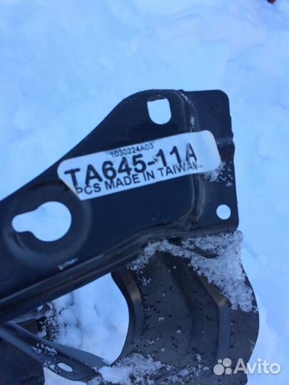 Передний телевизор от тойоты корола G6 2000 г