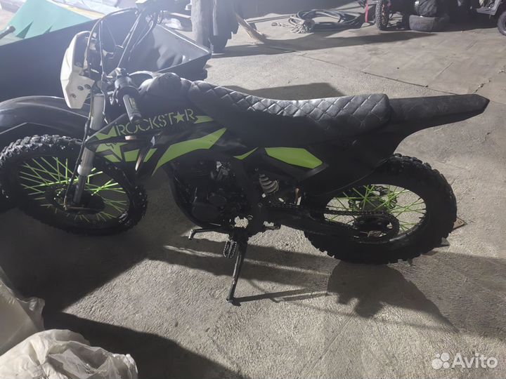Продам мотоцикл эндуро