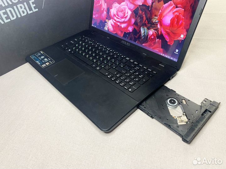 Игровой ноутбук Asus 17' / 12GB/ SSD500/ 920MX