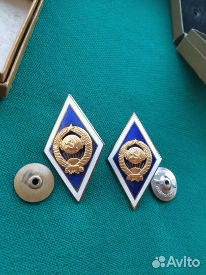 Знак, ромб,ссср,университет