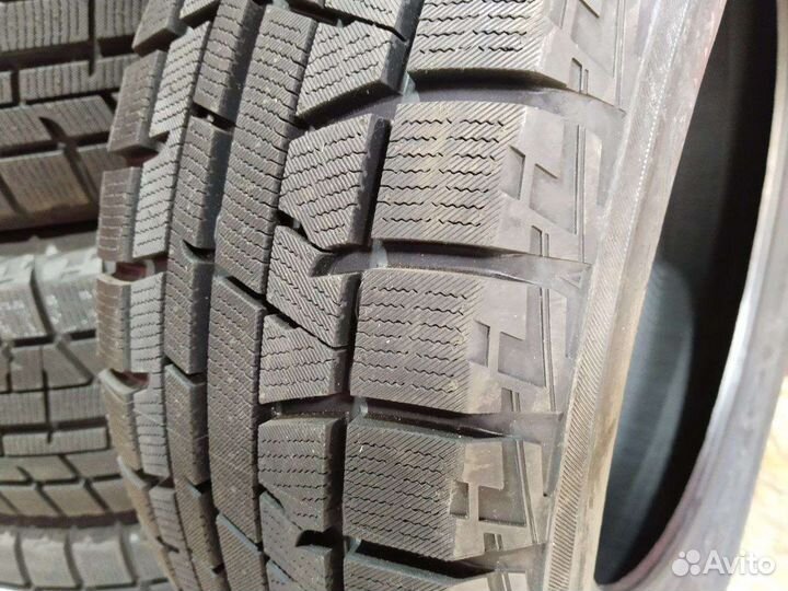 Yokohama Ice Guard IG50+ 215/60 R16 95Q