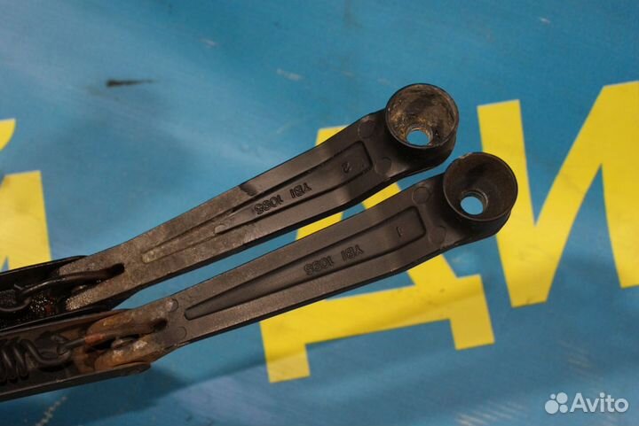 Поводок Дворников Suzuki Baleno