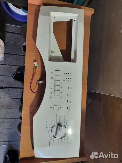 Панель управления стиральной машины зануси