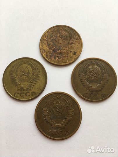 Старинные монеты и значки