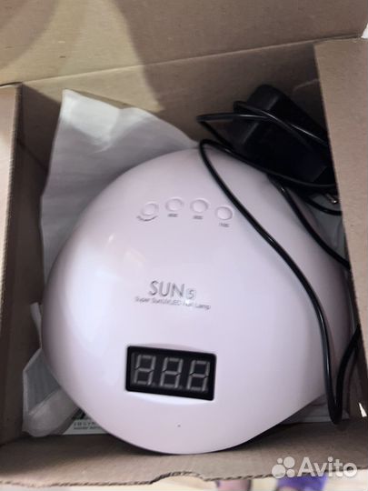 Лампа для ногтей и аппаратная машинка