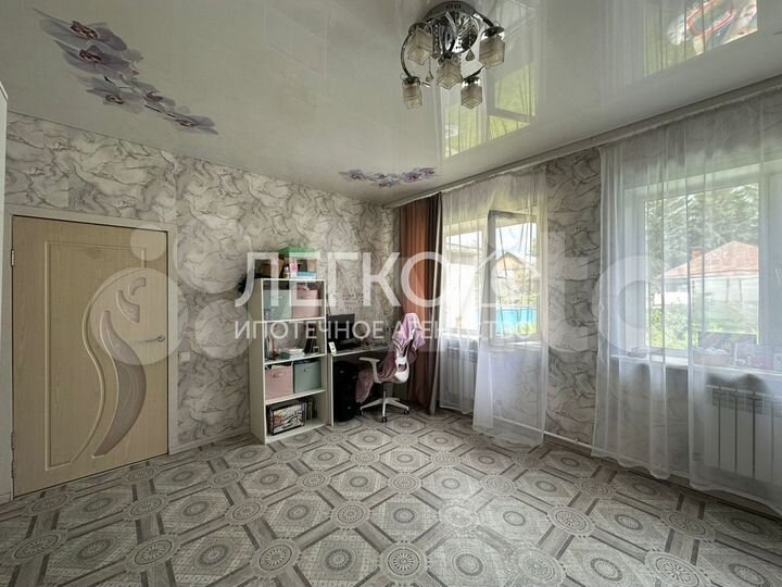 Дом 135 м² на участке 4,5 сот.