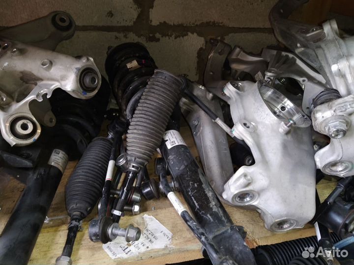 TeslaModel 3 на болты