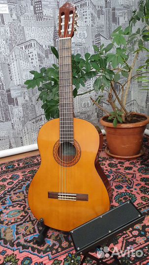 Классическая гитара yamaha c40