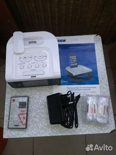 Радиоприемник с часами ввк CR 143 i - новый