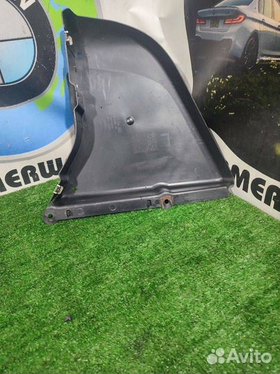 Передняя часть подкрылка переднего левого BMW 5