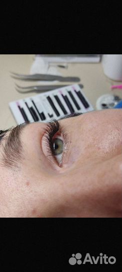 Наращивание ресниц на дому