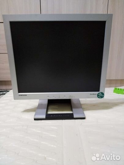 Монитор Samsung 172s