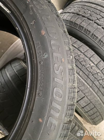 Bridgestone Blizzak VRX 235/50 R18 97S