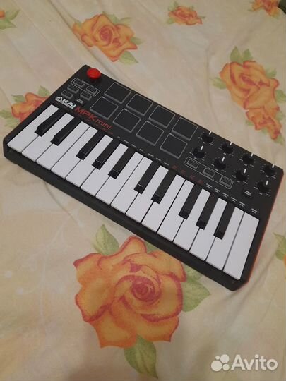 Midi-клавиатура akai Pro MPK mini MK2 новая
