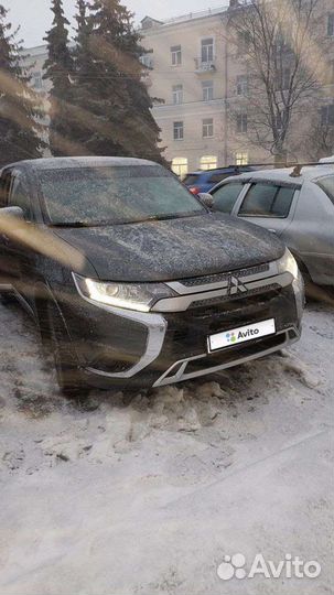 Mitsubishi Outlander 2.0 CVT, 2020, 70 000 км