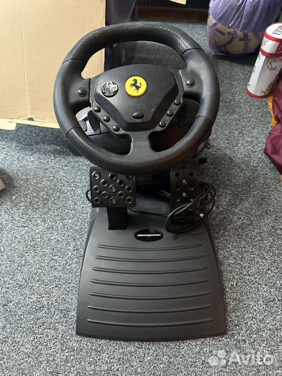 Игровой руль Thrastmaster Enzo Ferrari