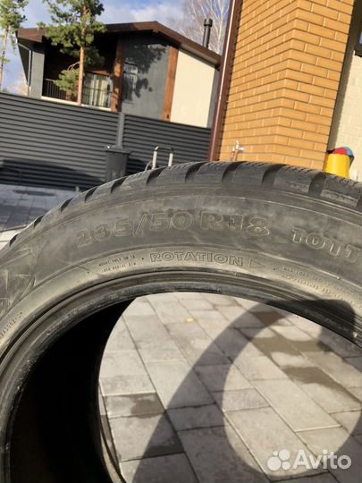 Nokian Tyres Hakkapeliitta 7 235/50 R18