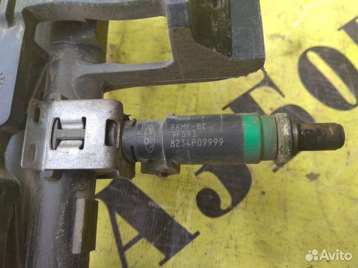 Рейка топливная (рампа) Ford Focus 2 2008-2011