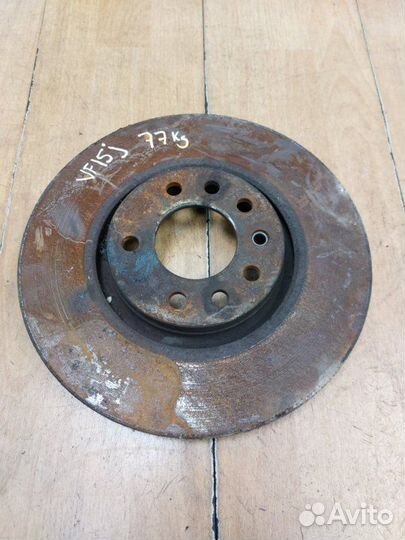 Тормозной диск передний Opel Meriva B 2012