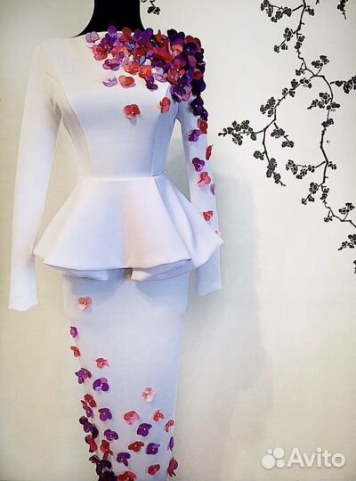 Вечернее платье