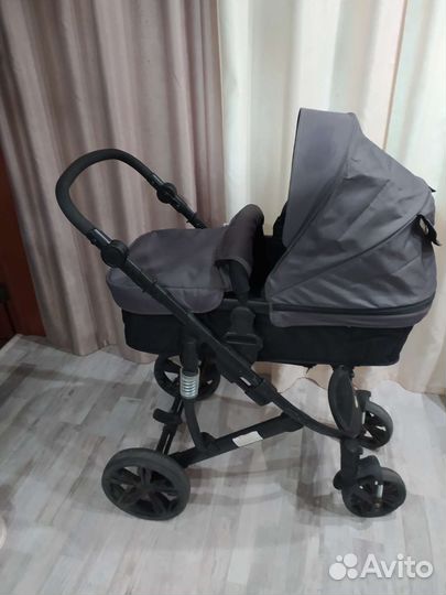 Прогулочная коляска 2 в 1