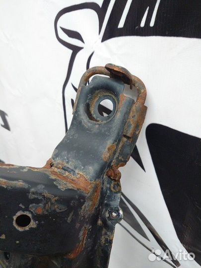 Подрамник передний Suzuki Grand Vitara