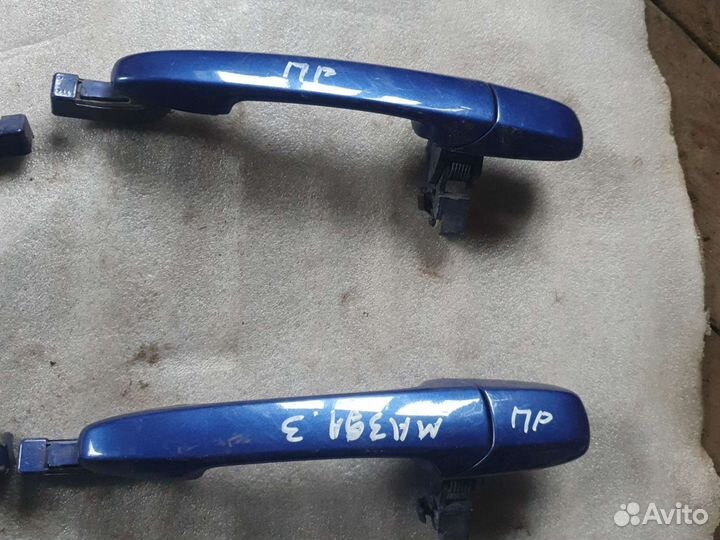 Ручка двери Mazda 3 BK