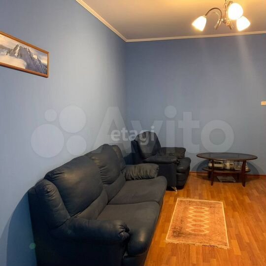 2-к. квартира, 54,3 м², 2/5 эт.