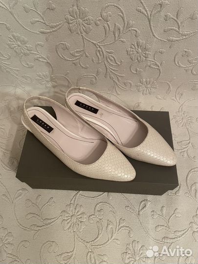 Босоножки Logan, Италия