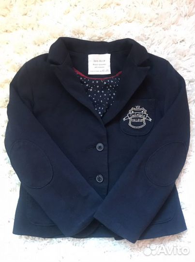 Пиджачок zara для девочки 4/5 лет