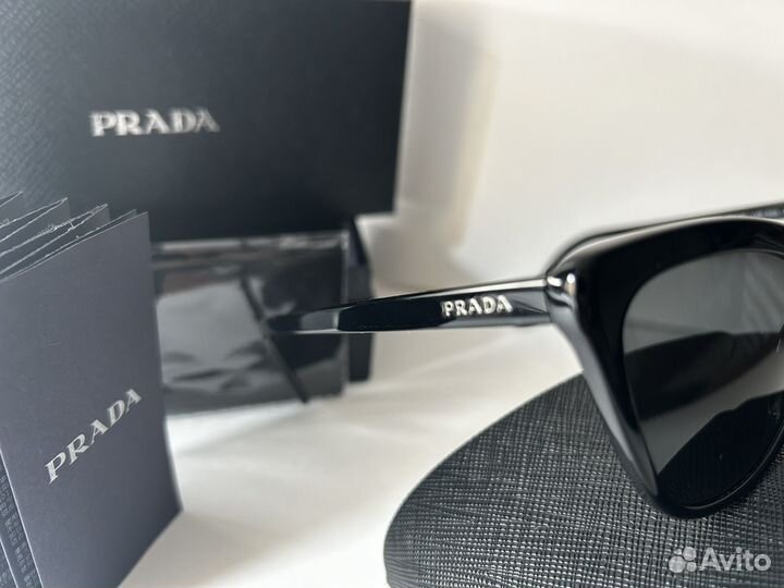 Очки Prada женские