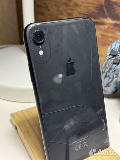iPhone Xr, 64 ГБ