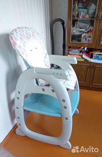 Детский стол и стульчик