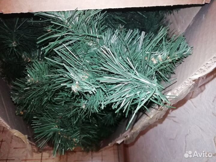 Елка искусственная