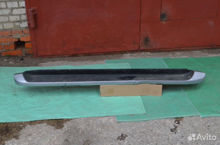 Toyota fortuner подножка порога