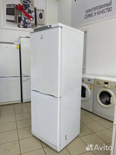 Холодильник indesit